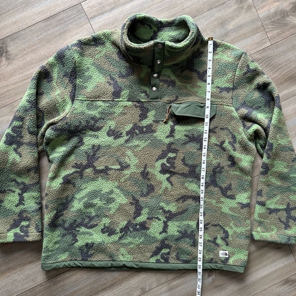 The North Face Men’s Fleece Pullover Camouflage Sweater Size XXL - Picture 5 of 9